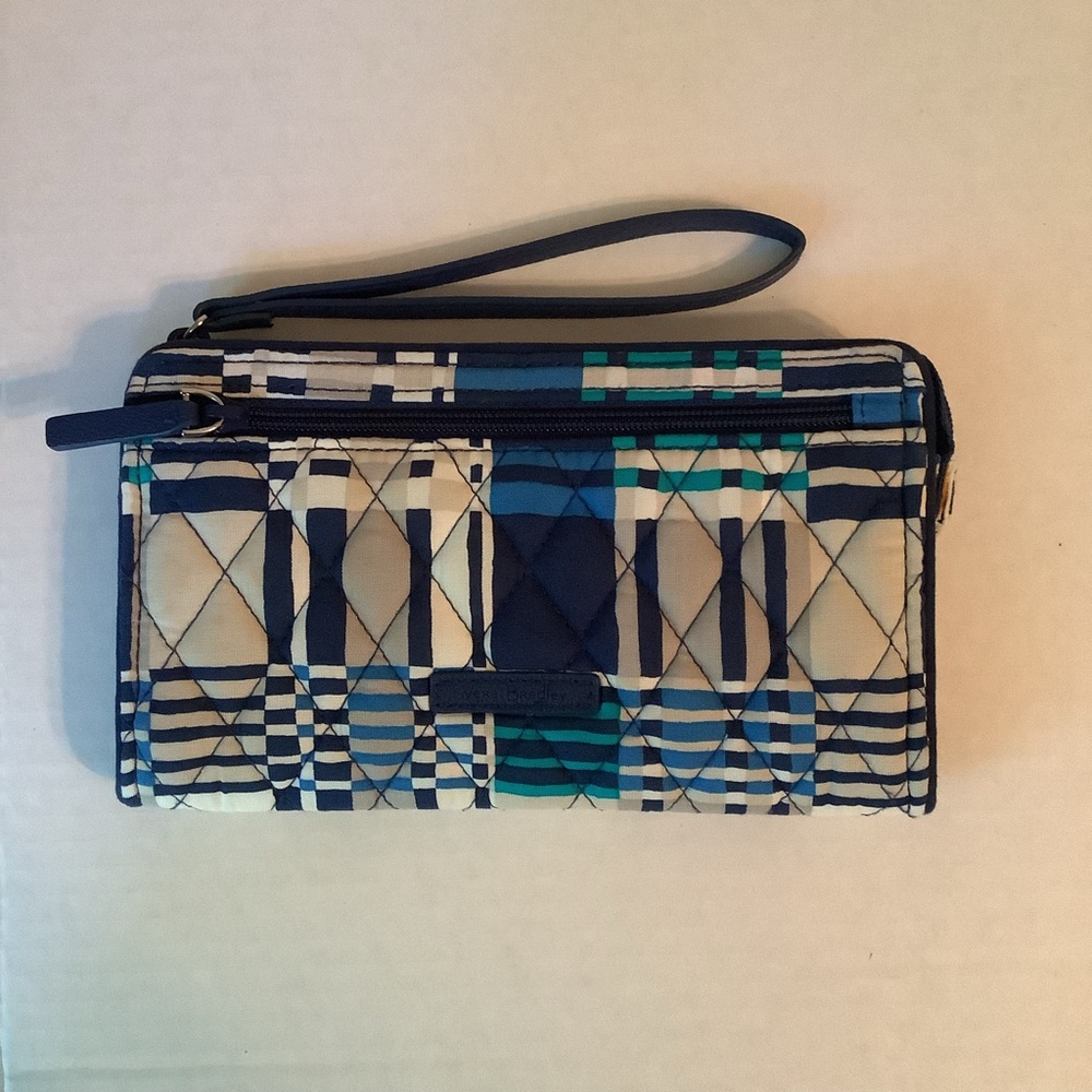 Vera Bradley Wallet Wristlet Blue White